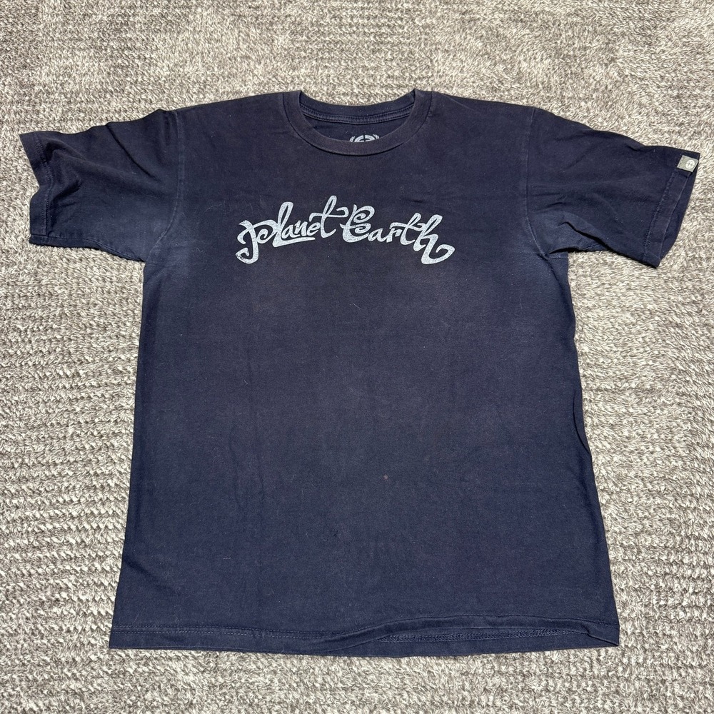 Planet Earth Mens T Shirt Size M Navy Blue Script‎ Logo Short Sleeve Cotton